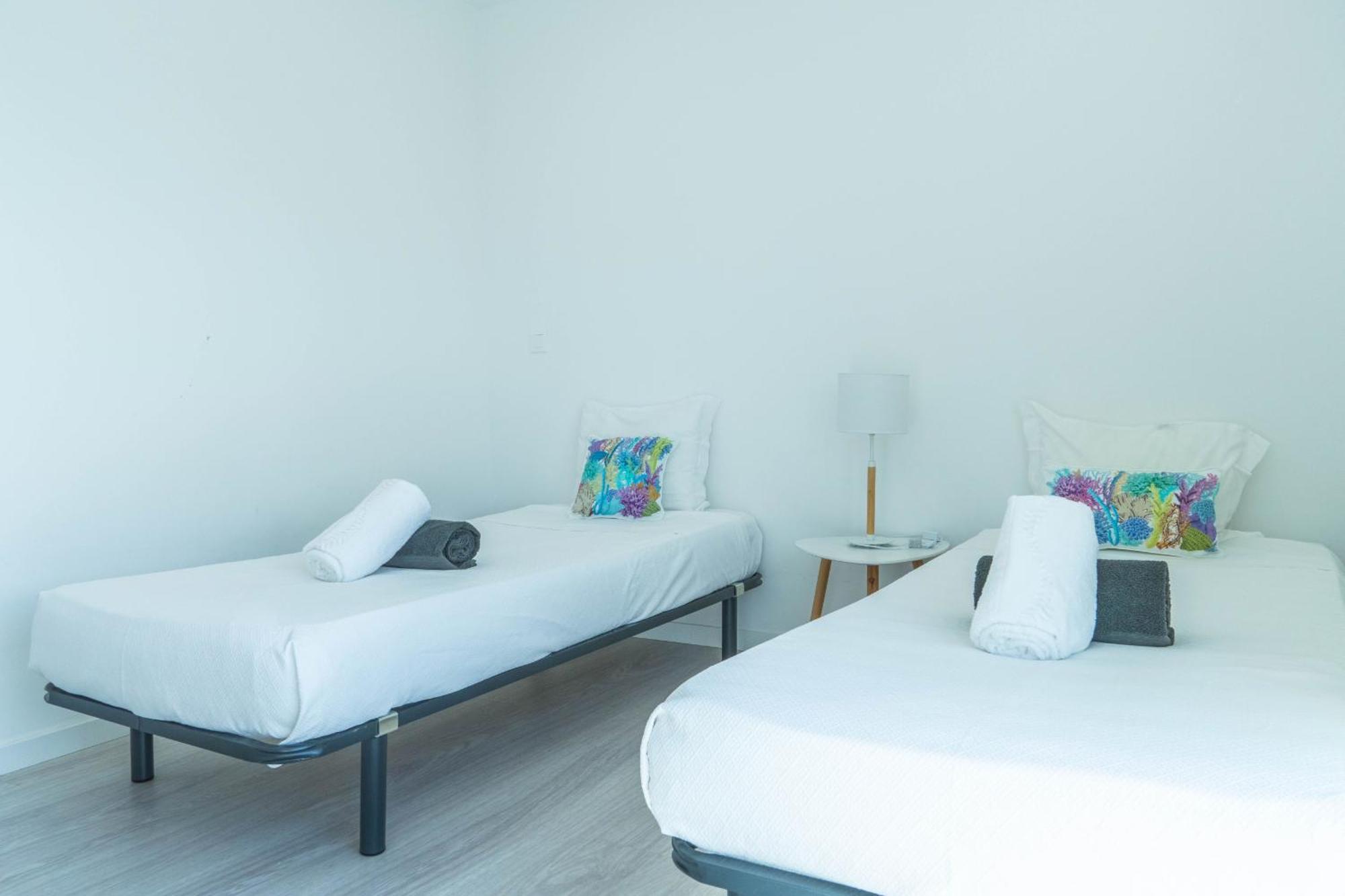 Beach Front Villa Понта-Делгада Экстерьер фото