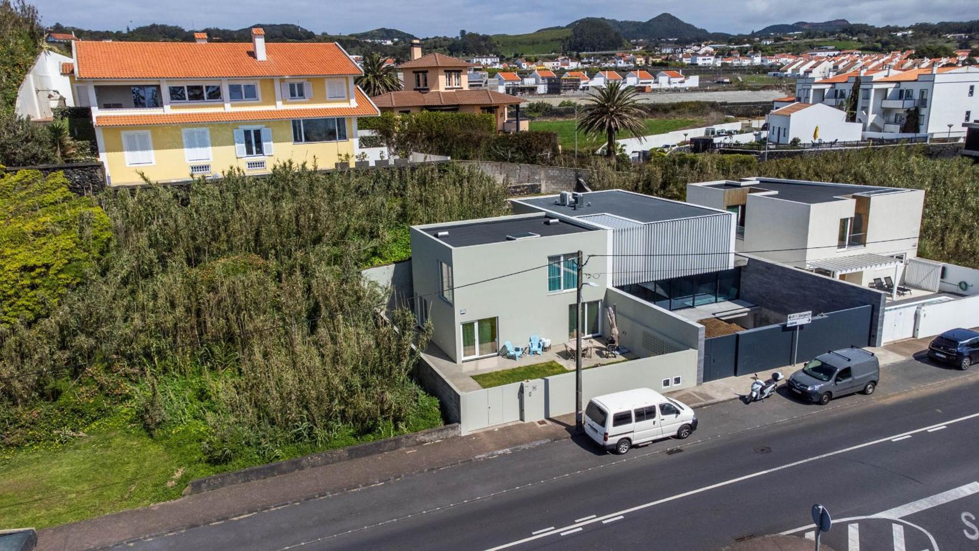 Beach Front Villa Понта-Делгада Экстерьер фото